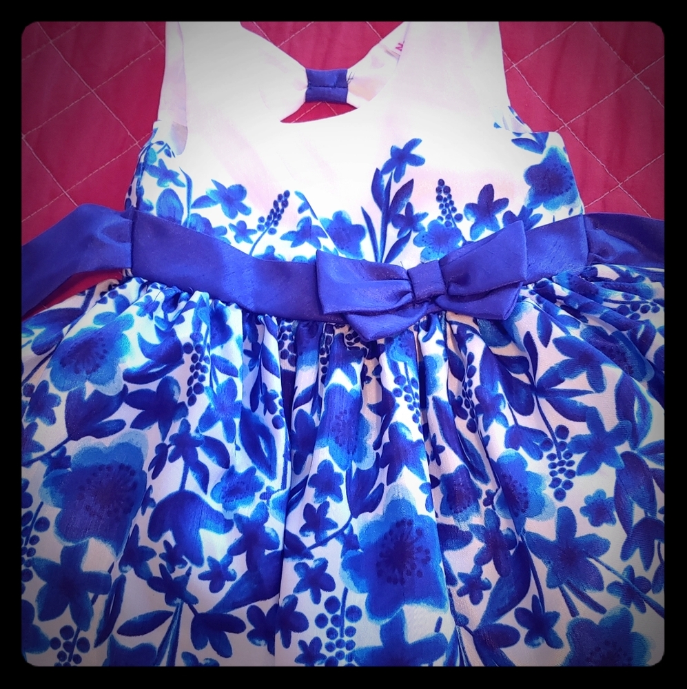 Girl dress